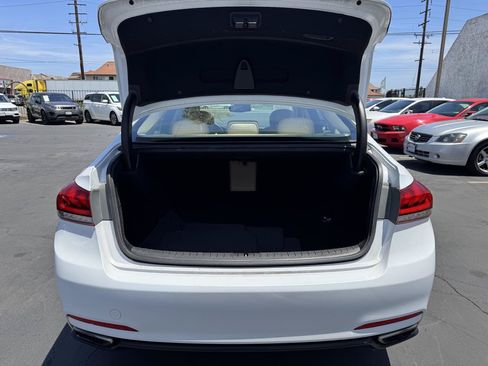 Used 2015 Hyundai Genesis 3.8 RWD image 18