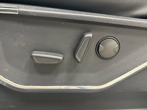 Used 2024 Ford F150 Lariat image 28