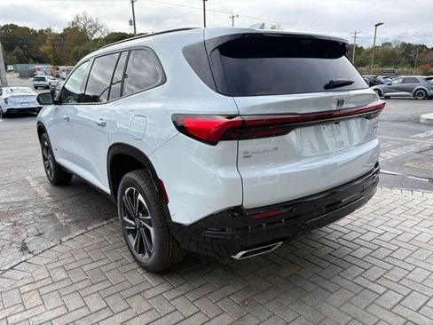 New 2026 Buick Enclave Sport Touring w/ Super Cruise Package image 8