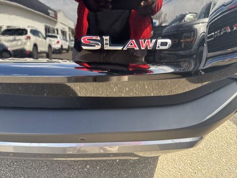 Used 2023 Nissan Rogue SL image 25