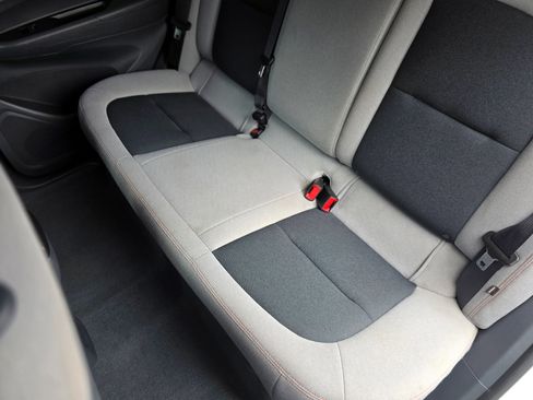 Used 2021 Chevrolet Bolt LT FWD image 42