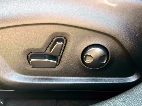 Certified 2025 Jeep Compass Limited AWD/4WD image 18