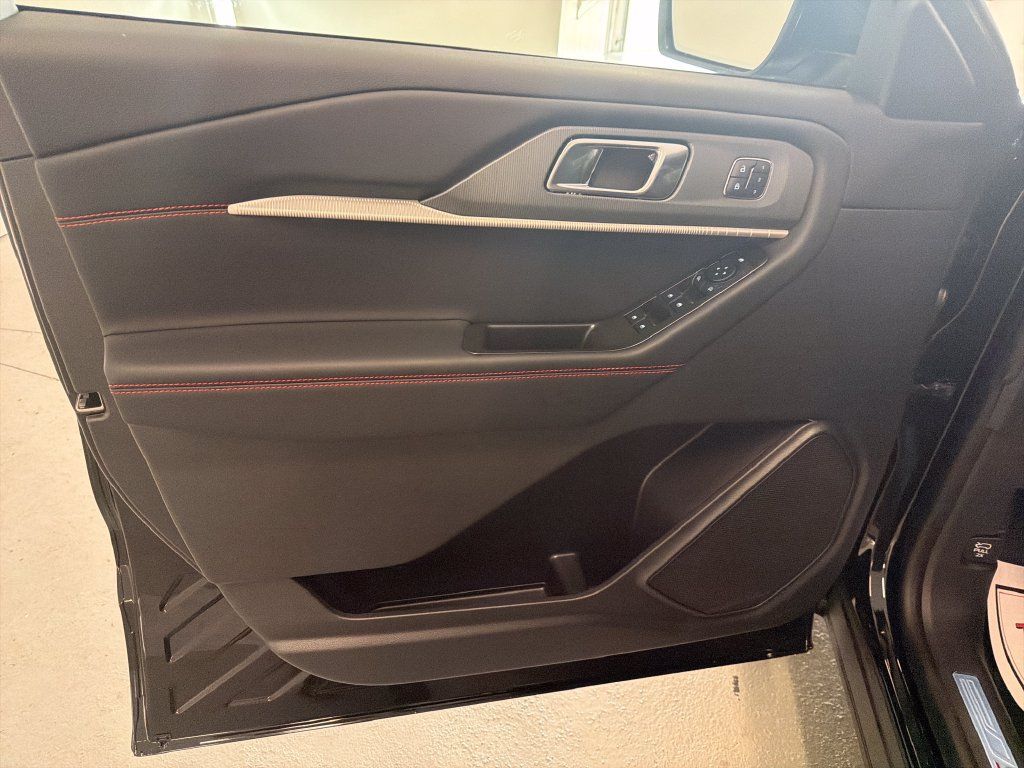 New 2027 Ford Explorer ST-Line w/ Premium Package RWD image 13