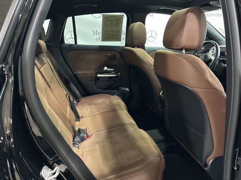 Used 2025 Mercedes-Benz GLA 250 4MATIC image 30