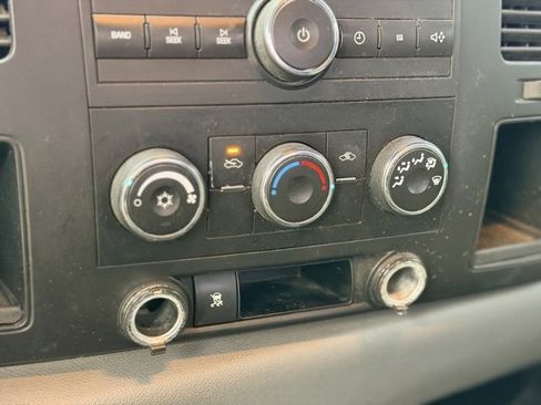 Used 2009 GMC Sierra 1500 W/T image 9