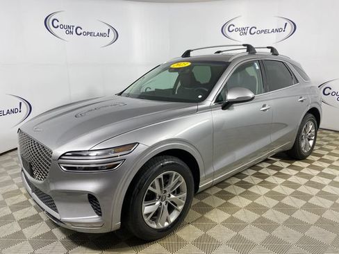 Used 2023 Genesis GV70 2.5T AWD/4WD image 3