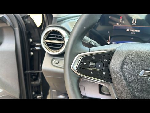 Used 2025 Chevrolet Trax ACTIV w/ Driver Confidence Package FWD image 13