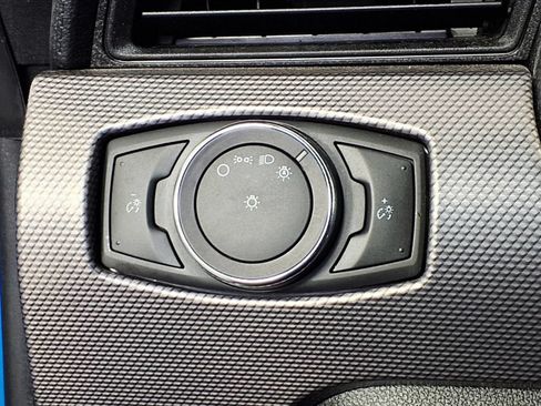 Used 2019 Ford Mustang Coupe w/ Equipment Group 101A RWD image 16