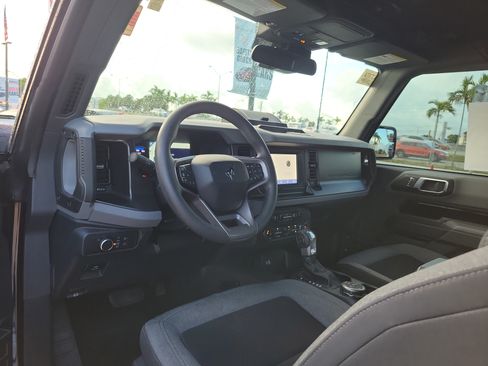 Used 2021 Ford Bronco 2-Door AWD/4WD image 16