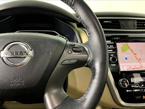 Certified 2020 Nissan Murano SL w/ Moonroof Package AWD/4WD image 12