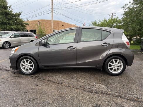 Used 2013 Toyota Prius C Three FWD image 3
