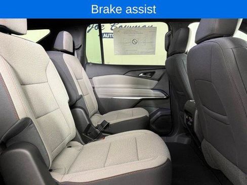 New 2026 Chevrolet Traverse LT w/ Driver Confidence Package AWD/4WD image 22