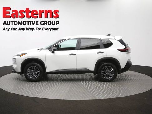 Used 2023 Nissan Rogue S AWD/4WD image 58