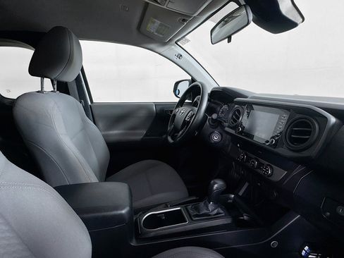 Used 2022 Toyota Tacoma SR RWD image 24
