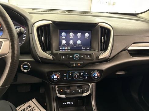 Used 2024 GMC Terrain SLE w/ Driver Convenience Package AWD/4WD image 16