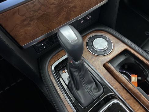 Used 2024 Nissan Armada SL w/ Cargo Package image 15