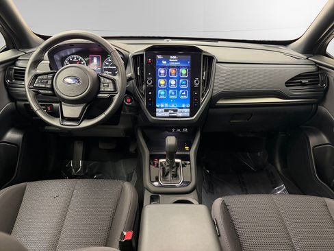 Used 2025 Subaru Forester Premium AWD/4WD image 10