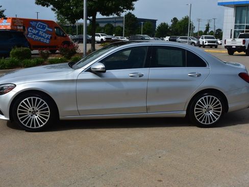 Used 2021 Mercedes-Benz C 300 Sedan w/ Premium Package image 9