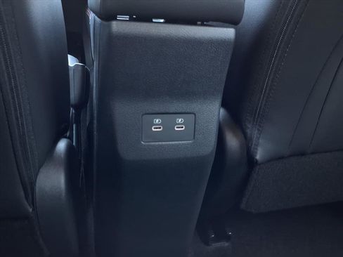 New 2026 Nissan Kicks SR FWD image 24
