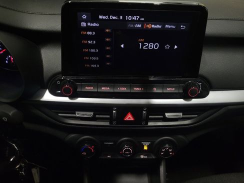 Used 2022 Kia Forte LXS image 25