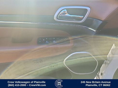 Used 2019 Jeep Grand Cherokee Summit AWD/4WD image 39