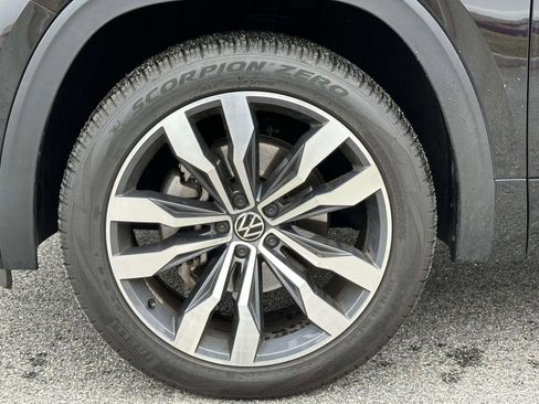 Used 2023 Volkswagen Atlas Cross Sport SEL Premium R-Line image 7
