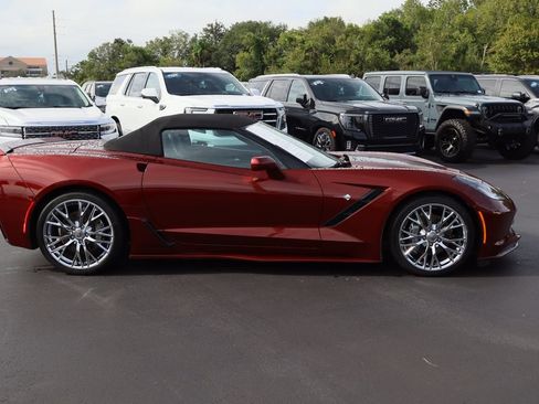 Certified 2019 Chevrolet Corvette Stingray Convertible w/ 1LT RWD image 10