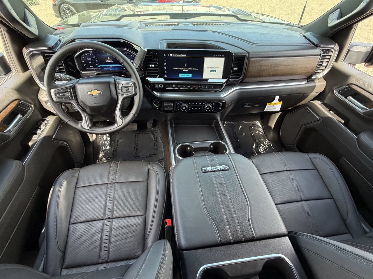 Used 2026 Chevrolet Silverado 2500 High Country w/ High Country Premium Package AWD/4WD image 15