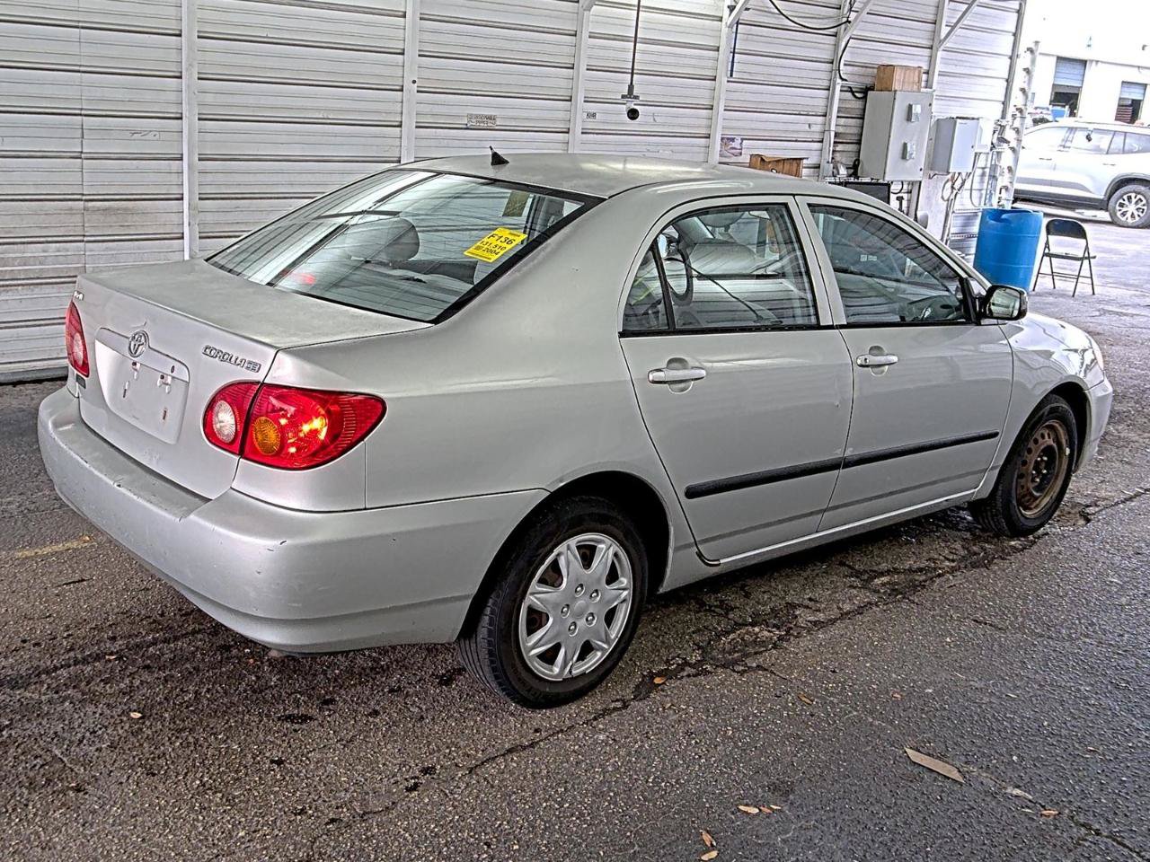 Used 2004 Toyota Corolla CE FWD image 3