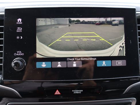 Used 2020 Honda Pilot Touring image 29