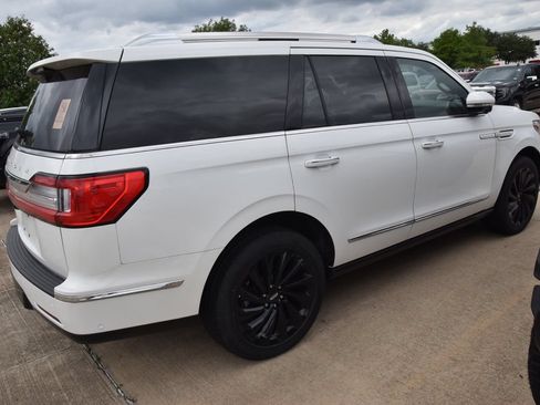 Used 2020 Lincoln Navigator Reserve w/ Equipment Group 208A Reserve RWD image 6