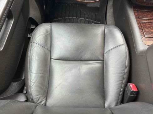 Used 2011 GMC Yukon Denali AWD/4WD image 39