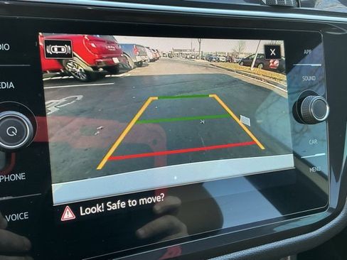 Used 2024 Volkswagen Tiguan SE R-Line image 26