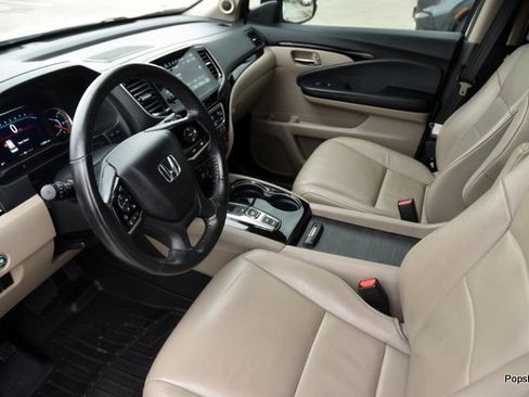 Used 2020 Honda Pilot Touring image 8