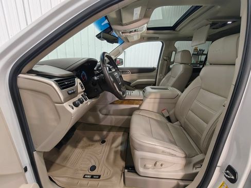 Used 2017 GMC Yukon Denali w/ Open Road Package AWD/4WD image 34