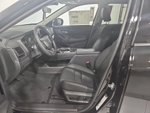New 2026 Nissan Rogue Dark Armor AWD/4WD image 10