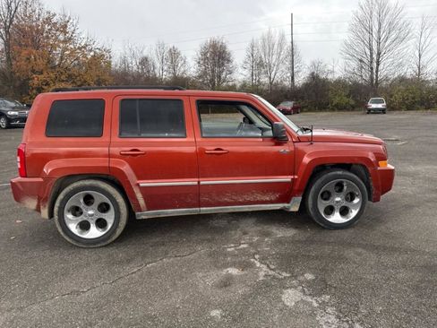 Used 2010 Jeep Patriot Sport image 4