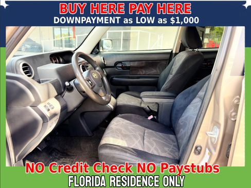 Used 2015 Scion xB image 7