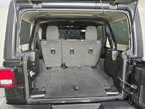 Used 2023 Jeep Wrangler Sport image 16