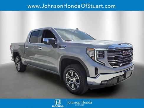 Used 2026 GMC Sierra 1500 SLT AWD/4WD image 1