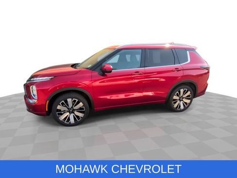 Used 2025 Mitsubishi Outlander SEL AWD/4WD image 4