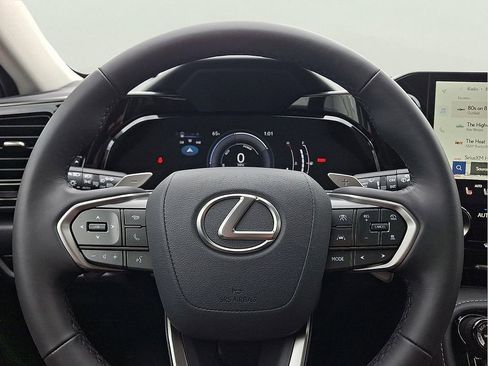 Used 2025 Lexus NX 350h 350h Premium w/ Cold Area Package image 19