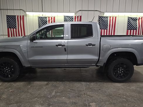 New 2026 Chevrolet Colorado W/T image 3