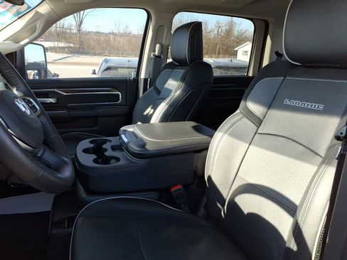 Used 2024 RAM 2500 Laramie w/ Safety Group image 7