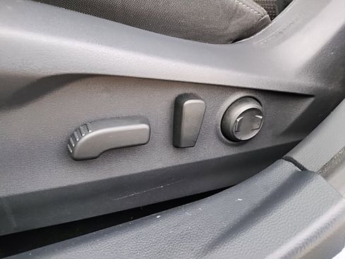 Certified 2025 Subaru Outback Premium w/ Popular Package #1A image 25