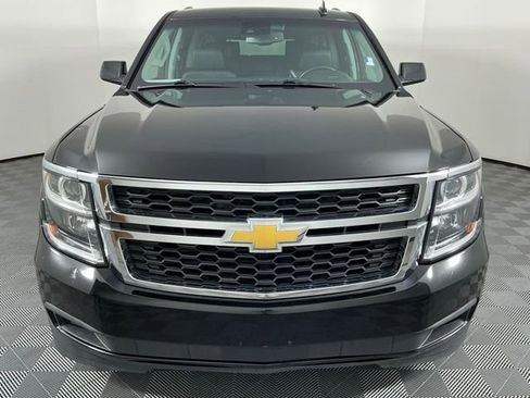 Used 2019 Chevrolet Suburban LT AWD/4WD image 3