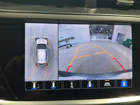 Used 2022 Buick Encore GX Essence w/ Advanced Technology Package FWD image 18