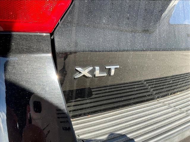 Used 2018 Ford Expedition XLT w/ Equipment Group 202A RWD image 30