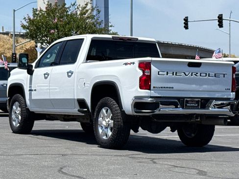 Used 2020 Chevrolet Silverado 3500 LTZ w/ LTZ Plus Package AWD/4WD image 7