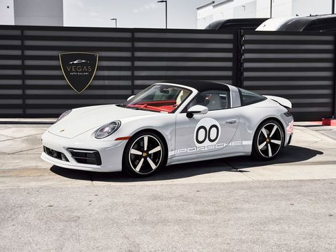 Used 2021 Porsche 911 Targa 4S image 5